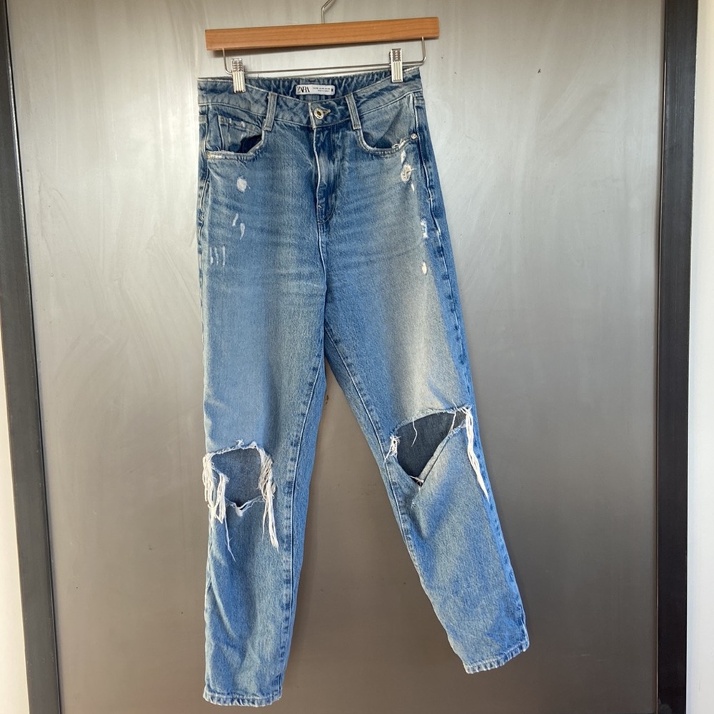 Distressed Zara Jeans Straight Leg